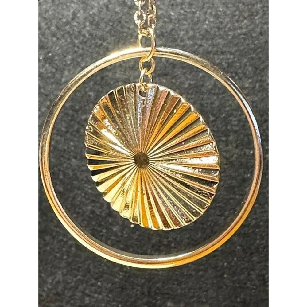élie Gold Sunburst Medallion Pendant Necklace Circle Halo NWT New Boho Jewelry